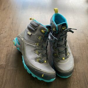 Ahnu lace up hiking boots